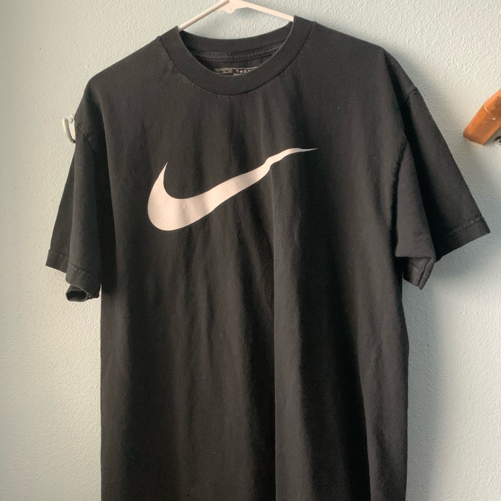 Nike tee